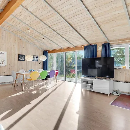 Lovely Home In Romo With Wifi Romo