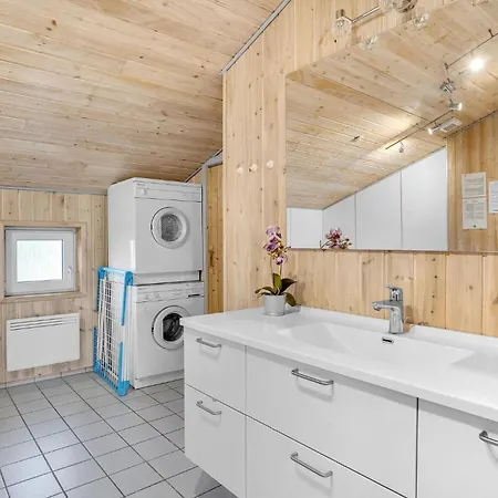 Дом отдыха Lovely Home In Romo With Wifi